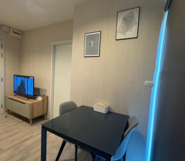 Bang Rak Phatthana Apartment | Near central westgate at bangyai 80