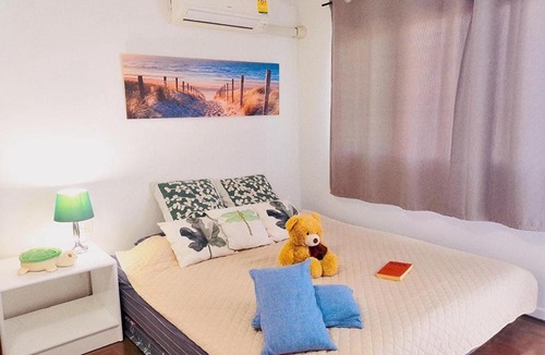 Wat Ket Apartment | Near old city,Nimman,night Bazaar swimming pool apartment