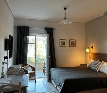 Karvelas Apartment | Nefeli Studios