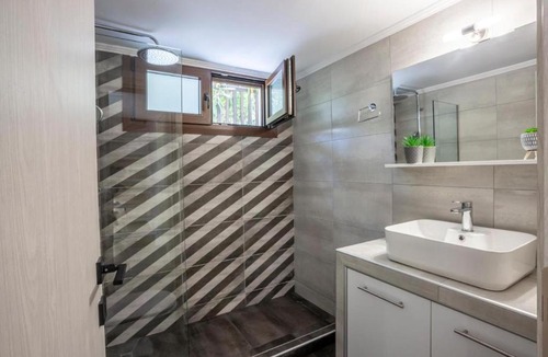 Sane Villa | NeonChic Jacuzzi and Pool Villa