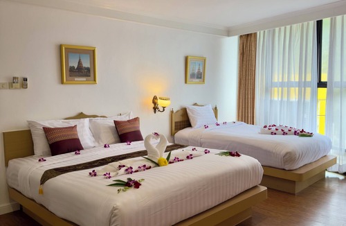 Karon Hotel | Neptuna Kata Beach Phuket