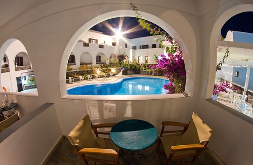 Fira Hotel | New Haroula