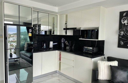 Kata Apartment | New luxury sea-view apartment in 5 min drive from beach!