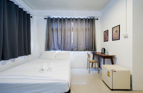 Sukhumvit Apartment | Newhi BTS Ekkamai 42 1