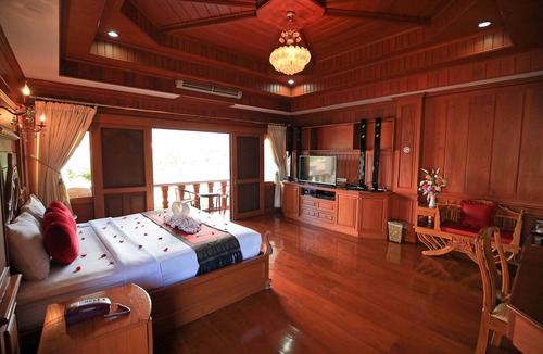 Chong Kham Hotel | Ngamta Hotel
