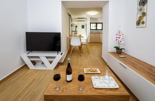 Souda Apartment | Nicolas Urban Comfort Living