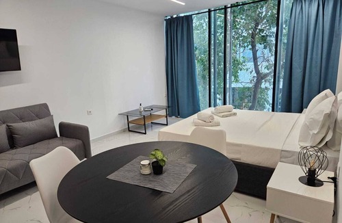 Plaka Apartment | Nikis 20 Suite Number 1