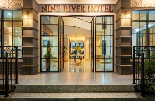 Ban Pong Hotel | Nine River Hotel