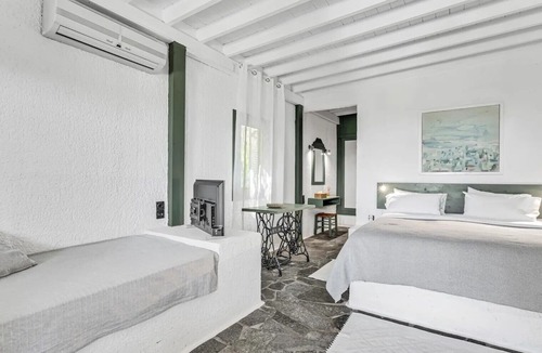 Gythio House | Niriides Villas