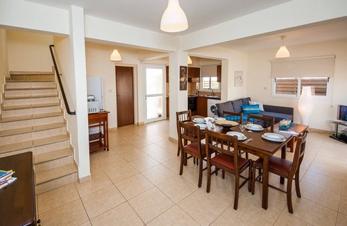 Ayia Napa Villa | Nissi Beach holiday villa - rentprivatevillas 003