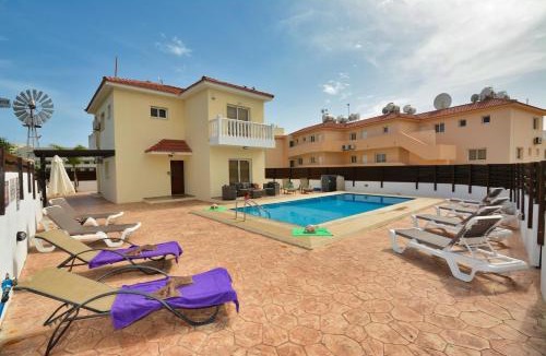 Ayia Napa Villa | Nissi Villa Crystal