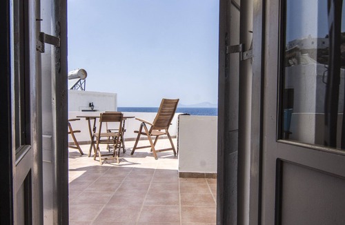 Mandraki House | Nisyros Marinos House