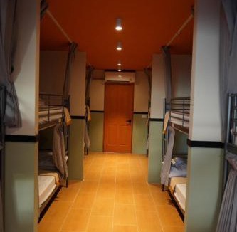 Siriraj Hostel | Nitra Hostel Siriraj