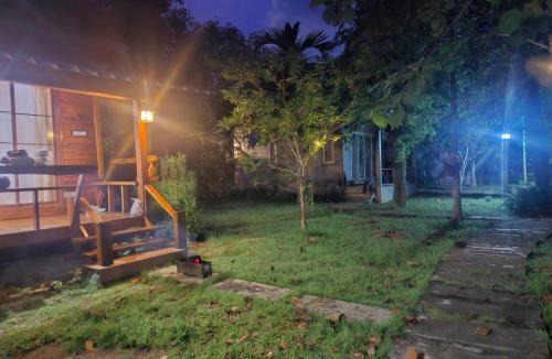 Ko Lanta Hotel | NO name bangalow