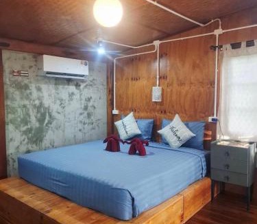 Ko Lanta Hotel | NO name bangalow