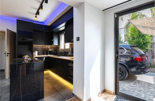 Maleme House | Noir Residence - Chic 2Br House Near Maleme Beach
