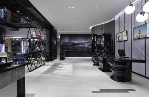 Nana Hotel | Novotel Bangkok Sukhumvit 4