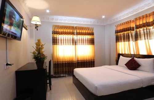 Daun Penh Hotel | Number 9 Hotel