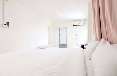 Nana Hotel | Oh My Nap Soi Nana