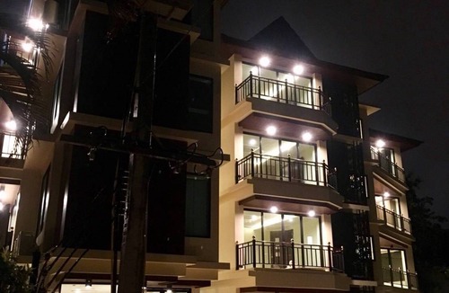 Old City Apartment | OLD CITY CENTRE APARTMENT BY WAT PHRA SINGH