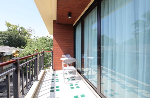 Old City Apartment | OLD CITY CENTRE APARTMENT BY WAT PHRA SINGH