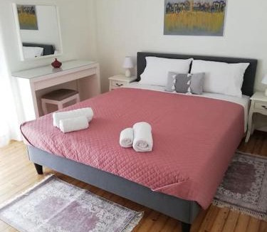 Old Town Apartment | Old Town stay furnished apartment