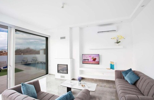 Protaras Villa | Olive 24