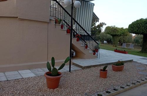 Nea Iraklia Apartment | Olive mare Holidays