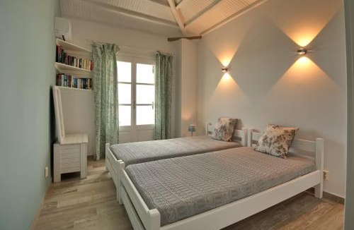 Alonissos Villa | Olive Tree House