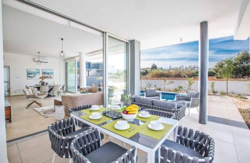 Protaras Villa | Olivine Pearl OL20