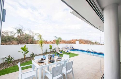 Protaras Villa | Olivine Pearl OL24