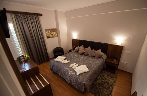 Pyrgos Hotel | Olympos