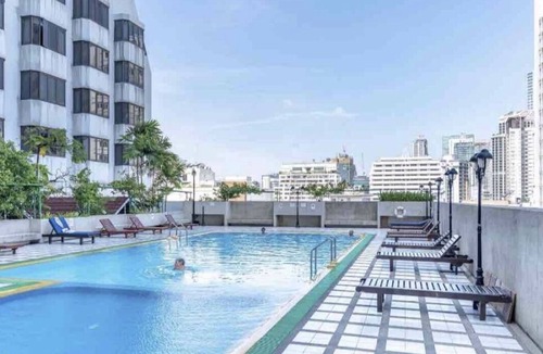 Nana Apartment | OMNI TOWER APARTMENT WITH POOL VIEW,GYM BTS