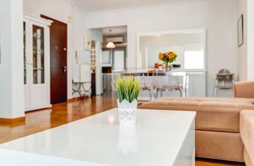 Palaio Faliro Apartment | one block from the sea 10'minutes from acropolis