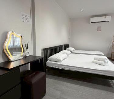 Khlong San Apartment | One Corner