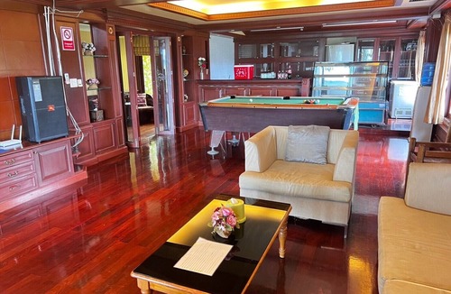 Ratsada Villa | Orchid Pool Villa Phuket