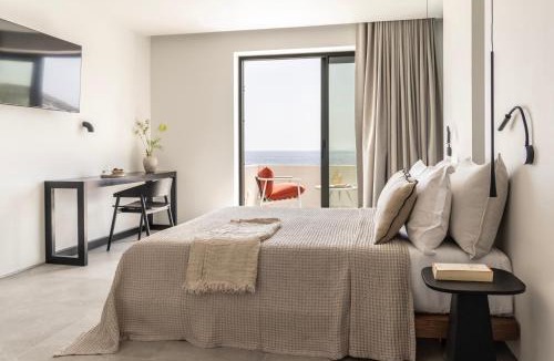 Tinos Town Hotel | Orion Tinos Suites