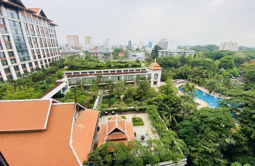 Chang Khlan Condo | Oslo Class King Bed｜Great View@Astra｜Near Night Bazaar｜Amazing Pool