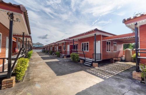 Ban Thung Sukla Hotel | OYO 1166 Train Way Resort