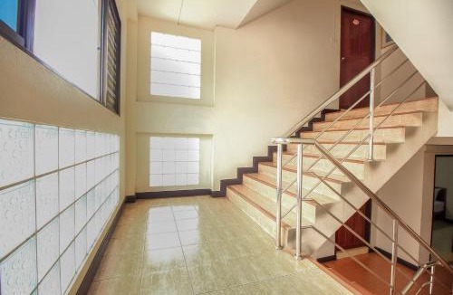 Racha Thewa Hotel | OYO 376 Ok Home Airport