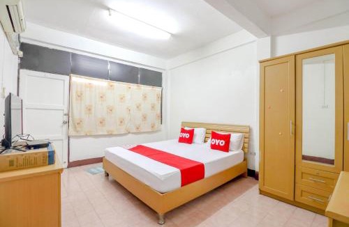 Phasi Charoen Hotel | OYO 525 MRT Phetkasem 48 -1 Place