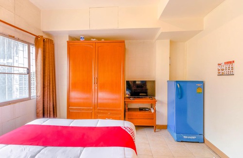 Ratchathewi Hotel | OYO 583 Sweethome Guest House