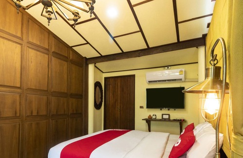 Khum Thong Hotel | OYO 750 Baan Suan Ampond