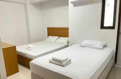 Phra Khanong Hotel | OYO 75577 Palace Hostel