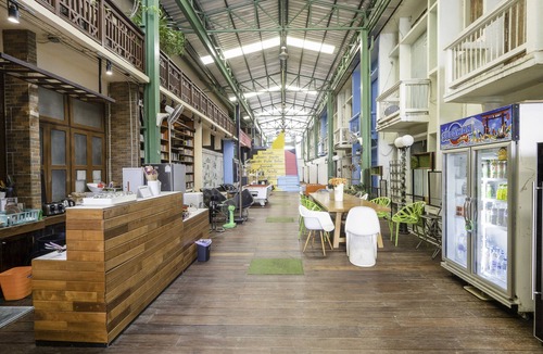 Wang Burapha Phirom Hotel | OYO 965 Art Hotel Sanamchai