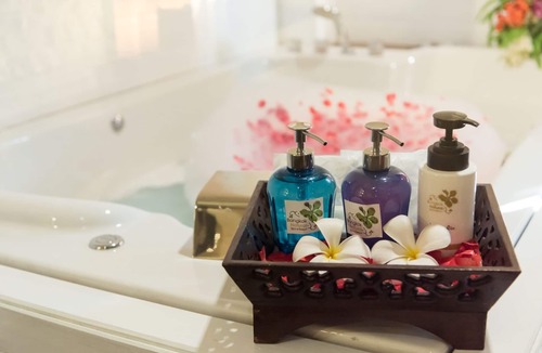 Suan Luang Hotel | Palette Bangkok Natural Resort and Spa
