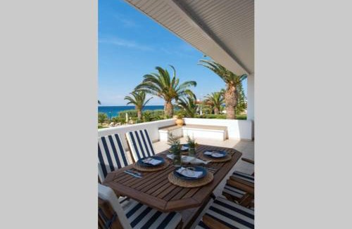 Vagia Villa | Palmaya Villa, unique seafront experience