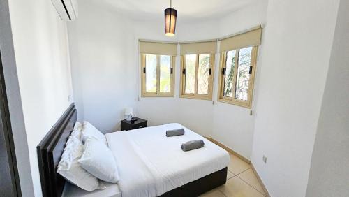 Pernera Villa | Palmvibes Villa With Private Pool