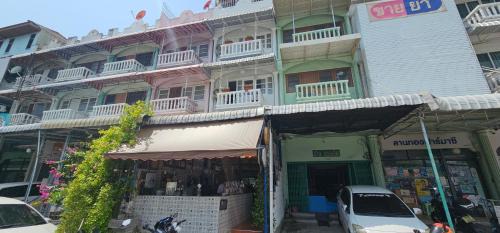 Bang Phut Apartment | Papa house blue