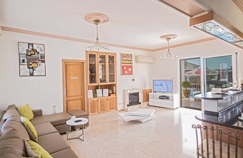 Paralimni Villa | Papas Family Villa with Private Pool WheelChair accessible